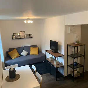 La Maison Aux Volets Bleus 2eme Etage Appartement Vic-sur-Cère