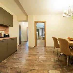 Crown Life Appartement Sofia
